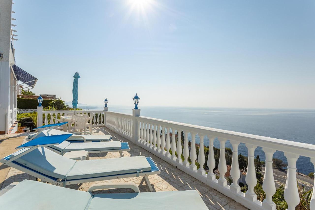 Villa Buganvilla En سالوبرينيا المظهر الخارجي الصورة