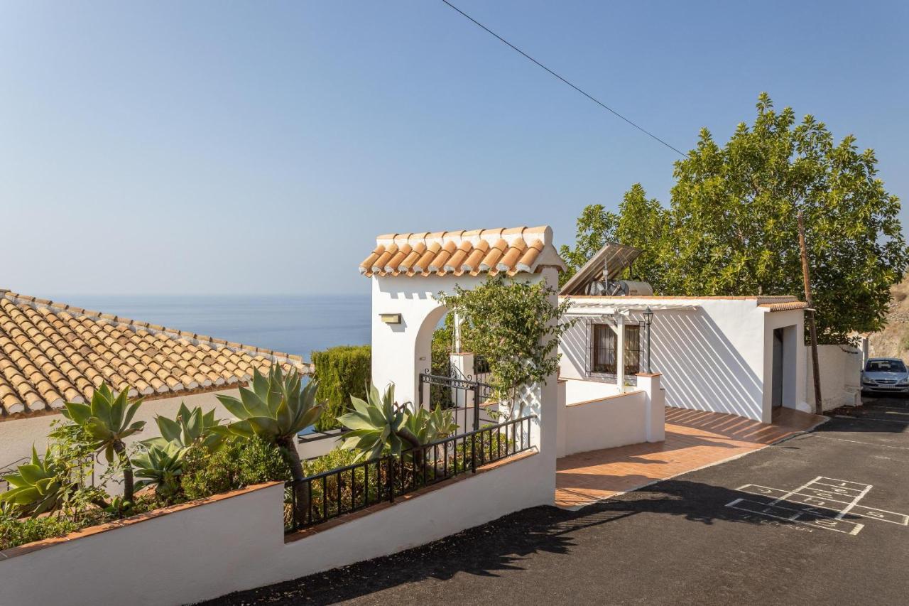 Villa Buganvilla En سالوبرينيا المظهر الخارجي الصورة